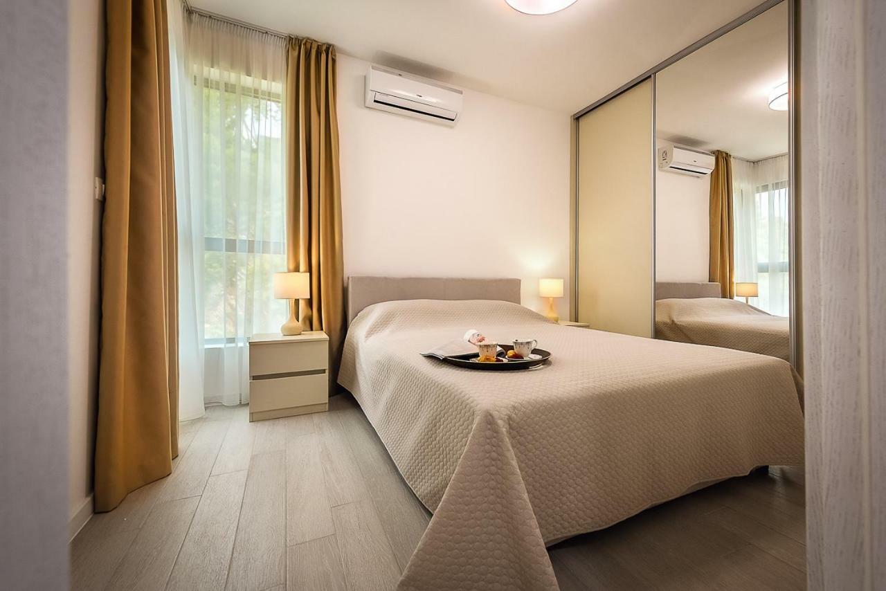 Adria Lux Apartmens 2 Свети-Стефан Экстерьер фото