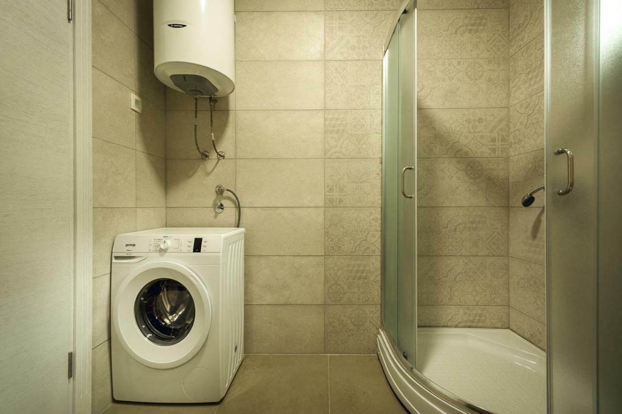 Adria Lux Apartmens 2 Свети-Стефан Экстерьер фото