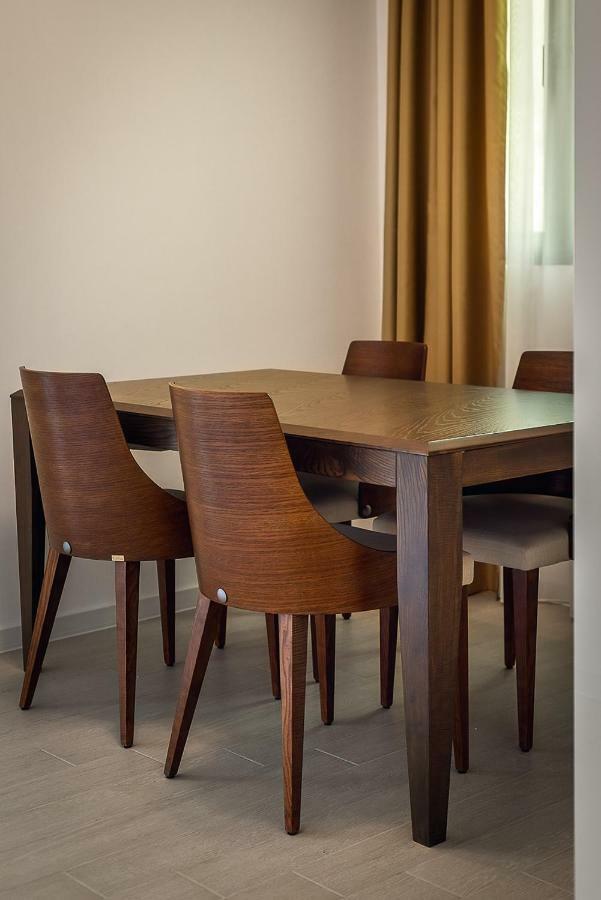 Adria Lux Apartmens 2 Свети-Стефан Экстерьер фото